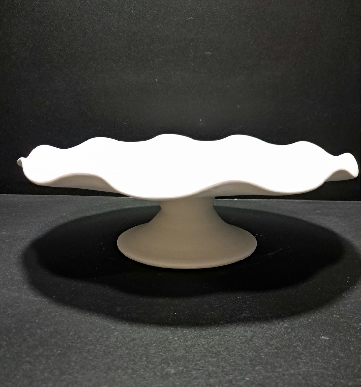 30 cm Ayaklı Fırfırlı Tabak