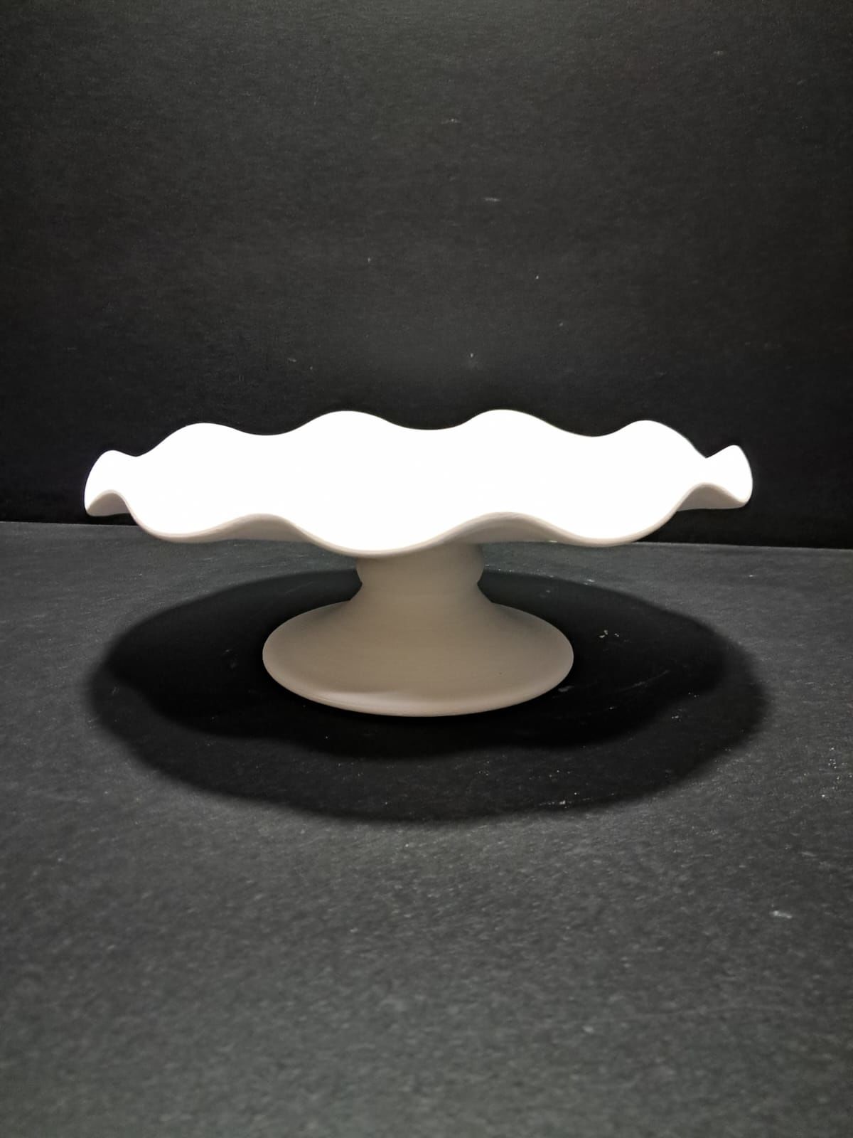 25 cm Ayaklı Fırfırlı Tabak